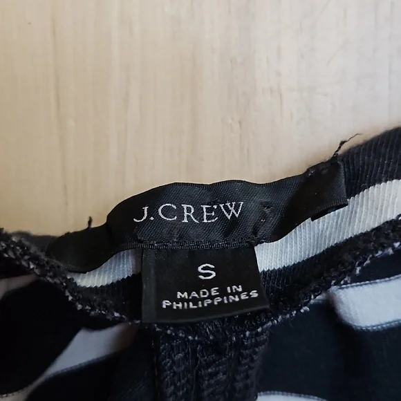 J. Crew Crop Top with Puffy Sleeves - Picture 4 of 7